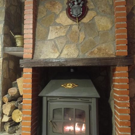 Hostal Cañamares Esterno foto
