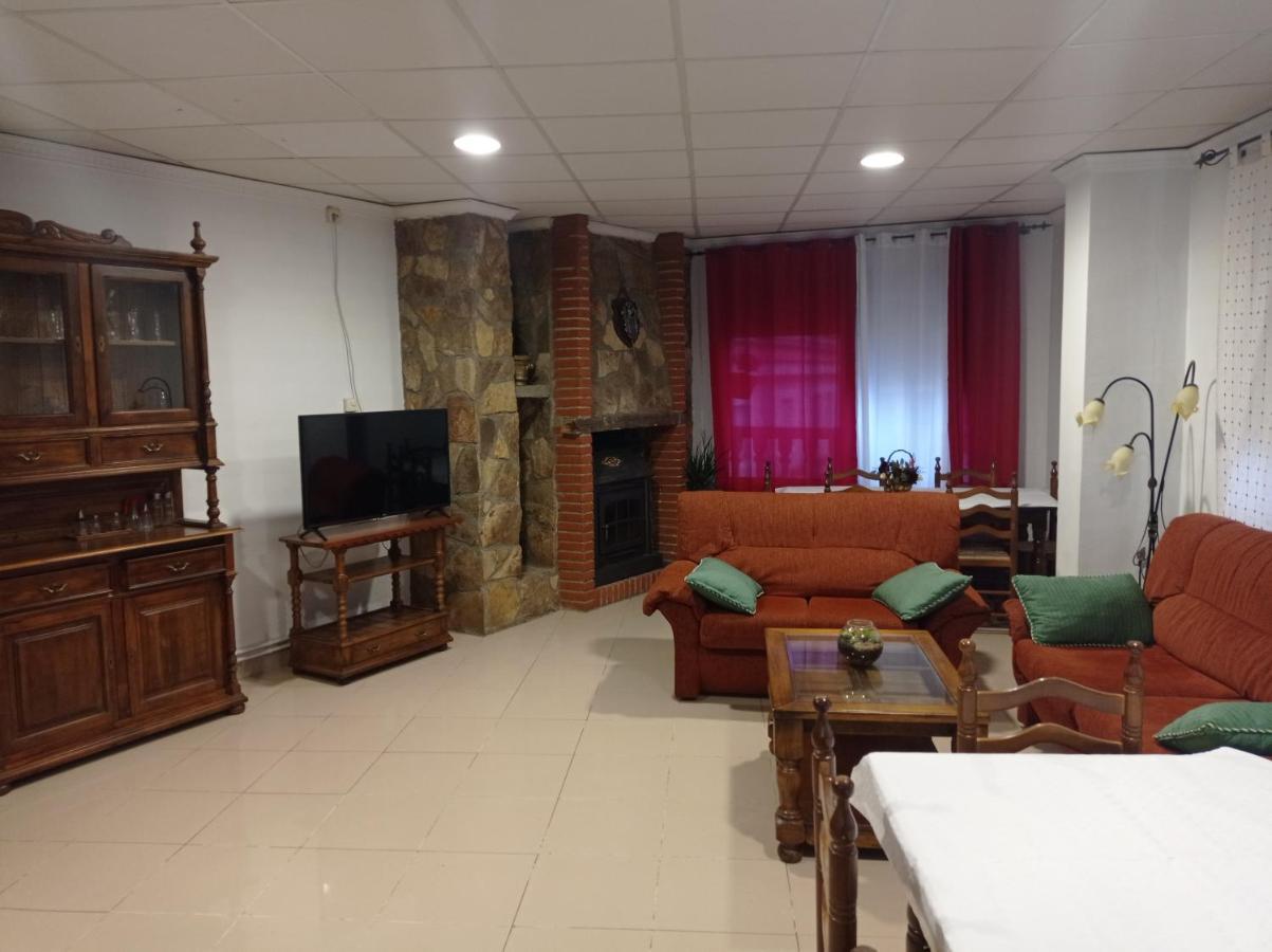 Hostal Cañamares Esterno foto