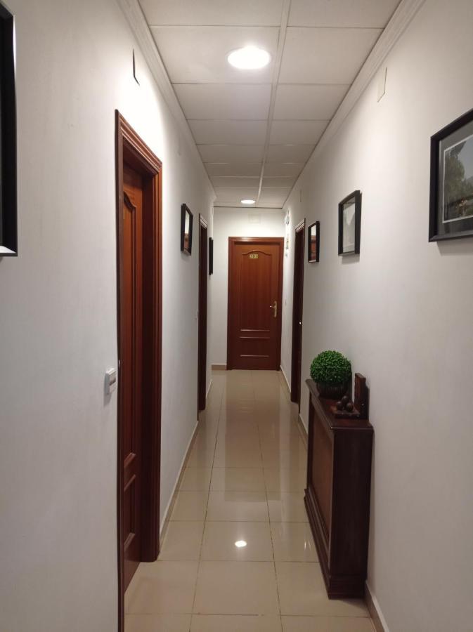 Hostal Cañamares Esterno foto