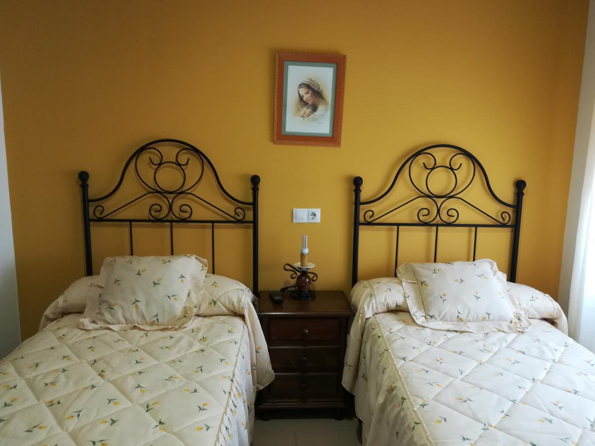 Hostal Cañamares Esterno foto